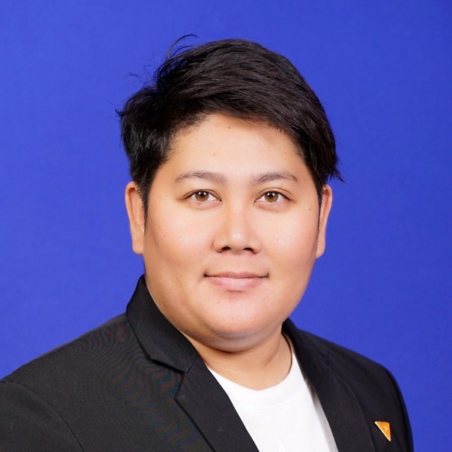 640 8h6hfb7ghjejjj6j76g67