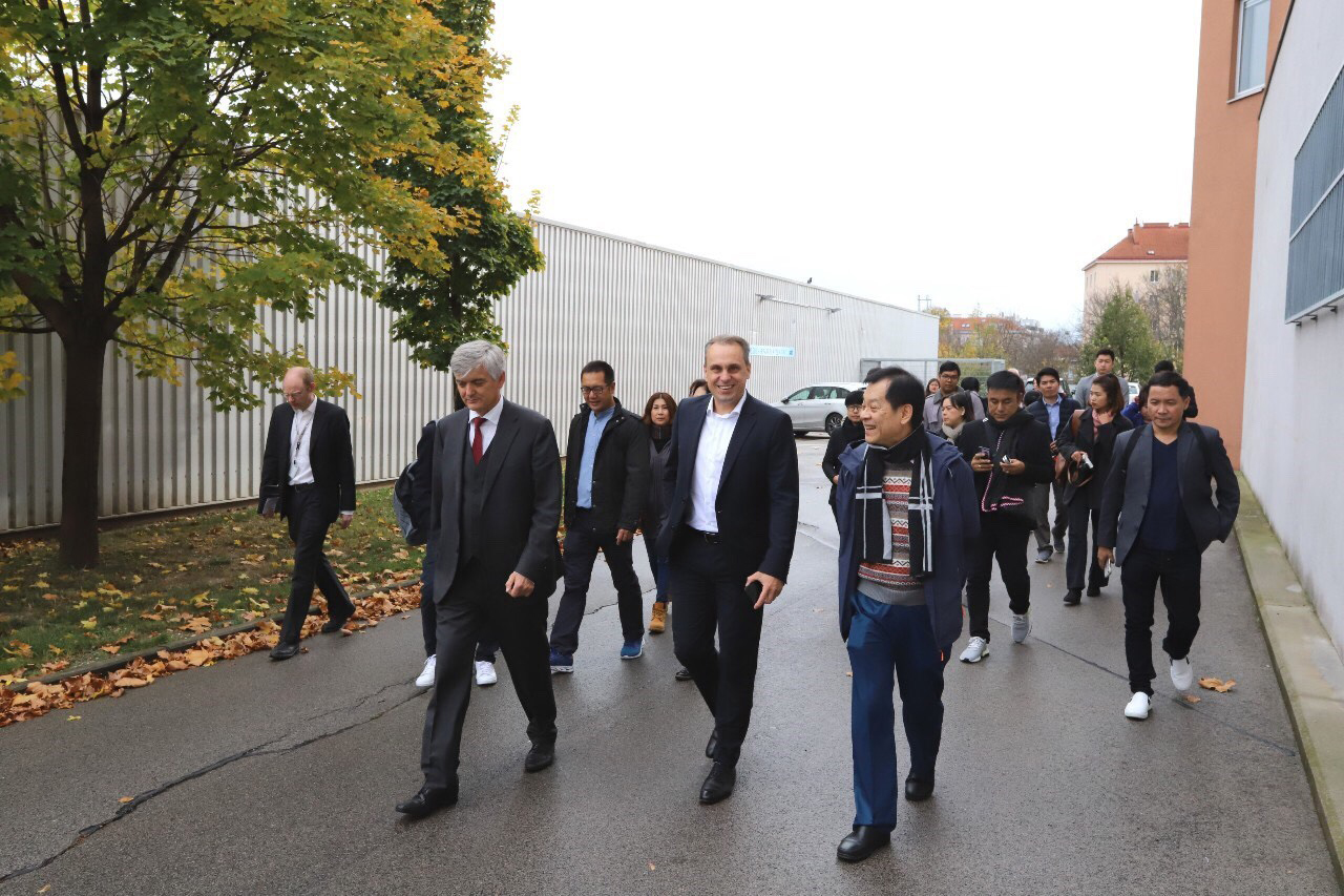 PIC บอเอมออสเตรย 1