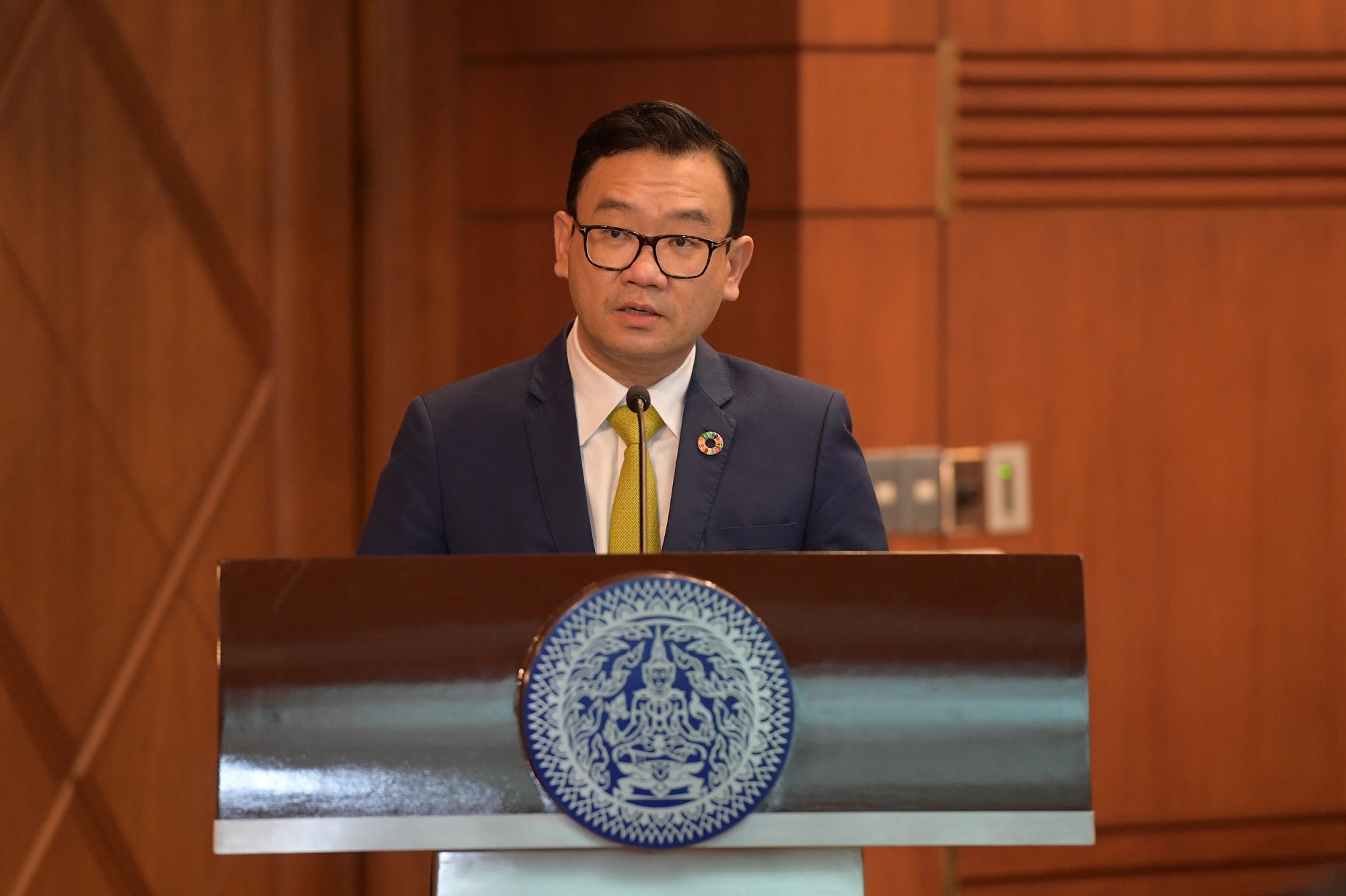 03 ดร.เนติธร