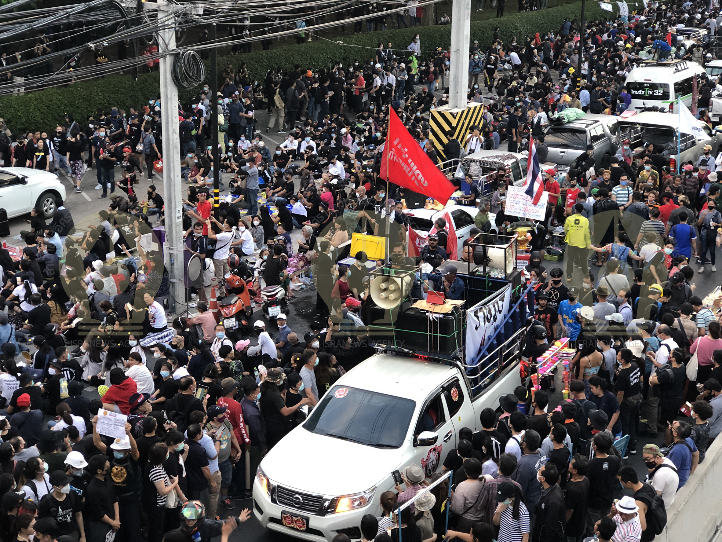 PIC ม็อบหน้าไทยพาณิชย์ 1