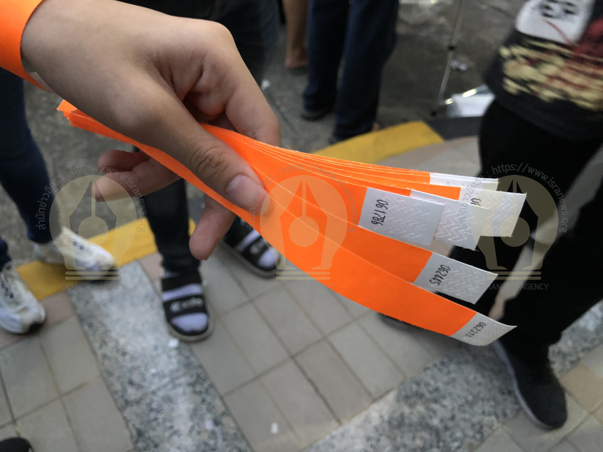 PIC ม็อบหน้าไทยพาณิชย์ 2