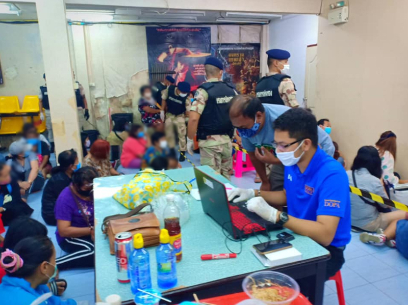 PIC ทลายบ่อนพิบูล 13