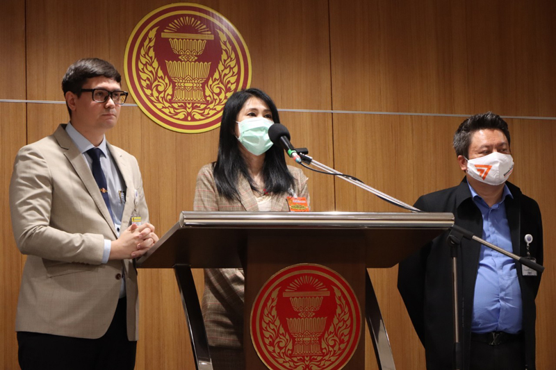 PIC พี่สาววันเฉลิม 11