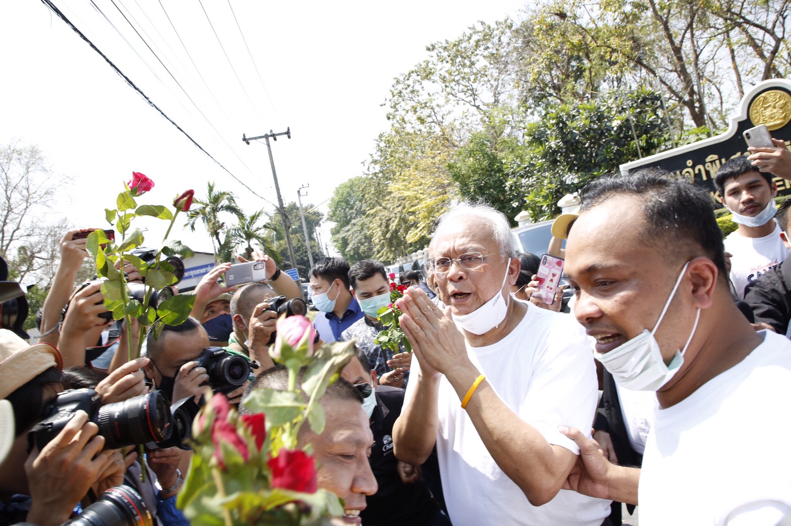 2ec93efad25021fe7f666f9bebf1240de1cc95f