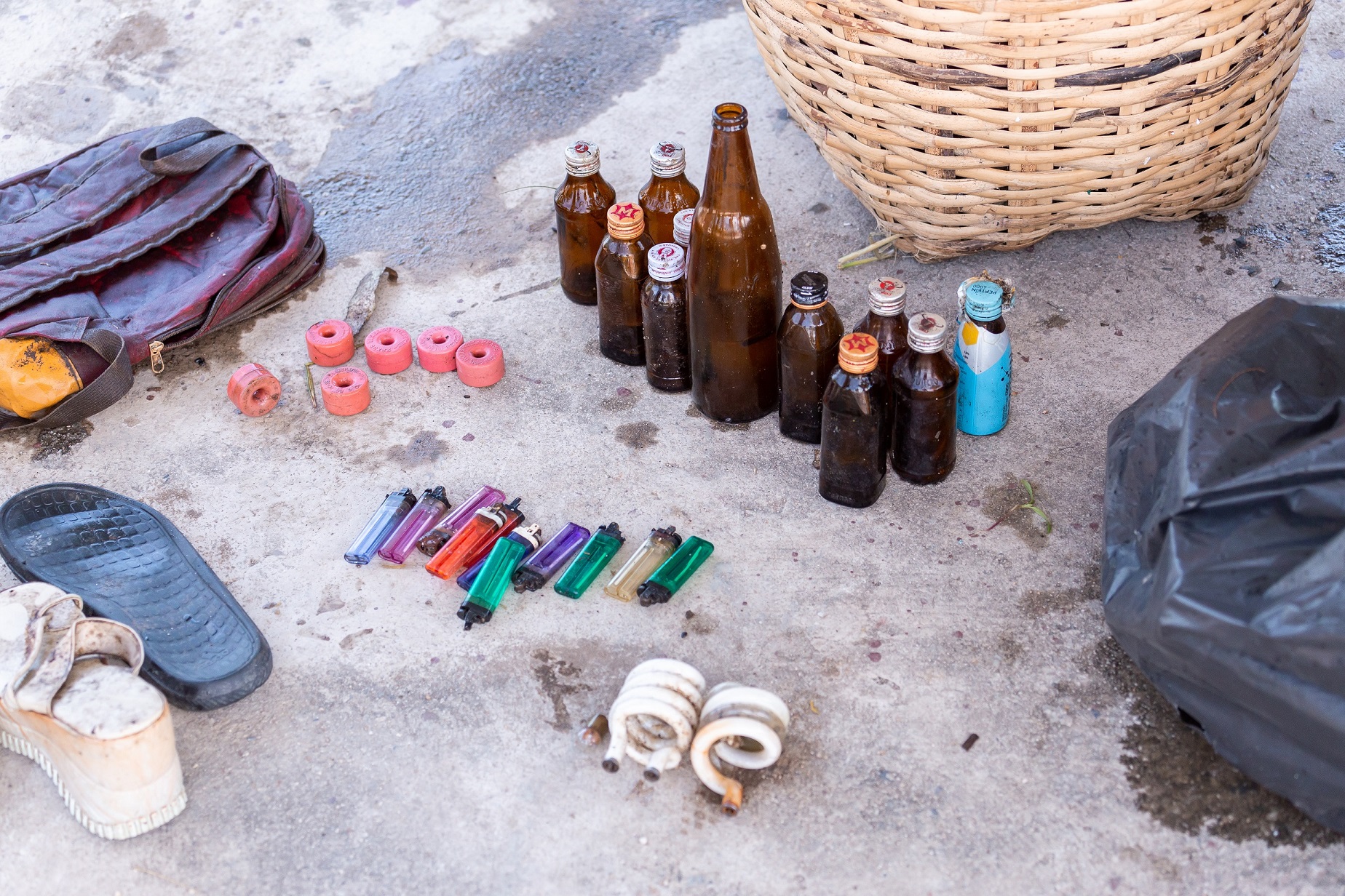 6 2 แยกประเภทขยะจากทุ่นกักขยะลอยน้ำ 1