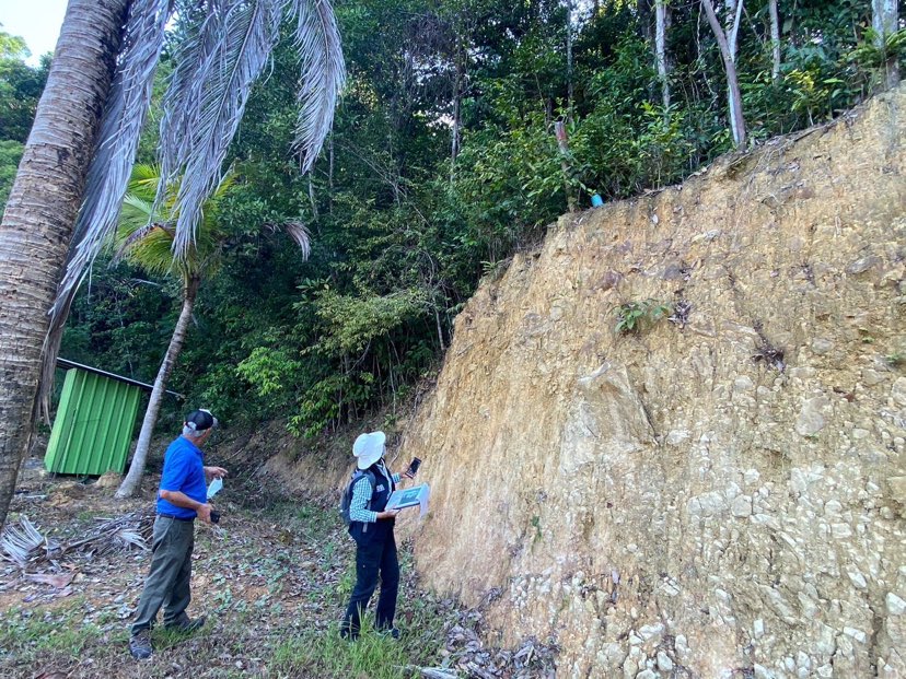 380547690 713882053981490 666820106554779848 n