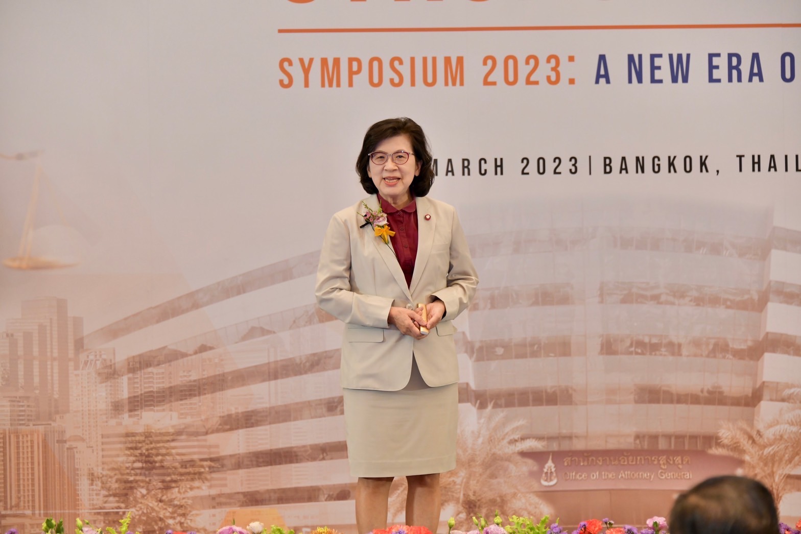 9E7CF951 37C0 4692 8224 5CBBEE00F0E3