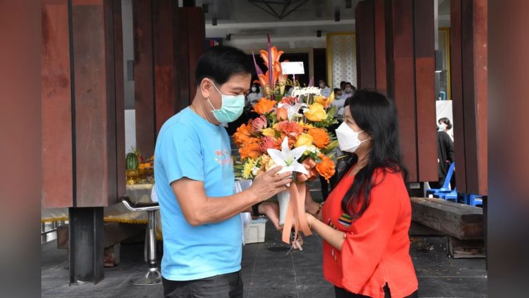 2c33ff9f401c6ac9d93f4ea07730e42274aca0cff6e2db20263b0bdb9373edd5