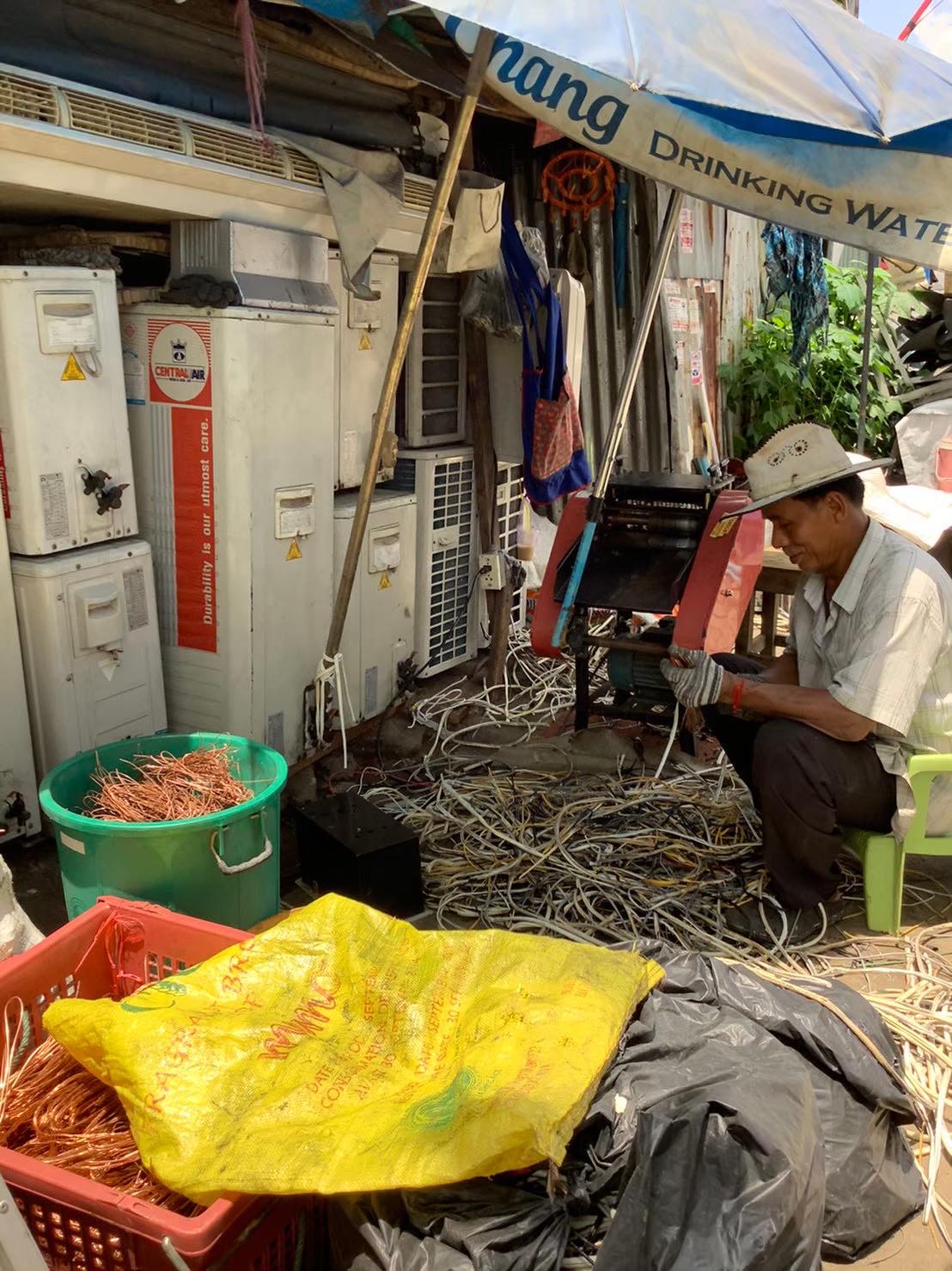 A1742E23 FA9E 4F27 A170 7A2D1958604B