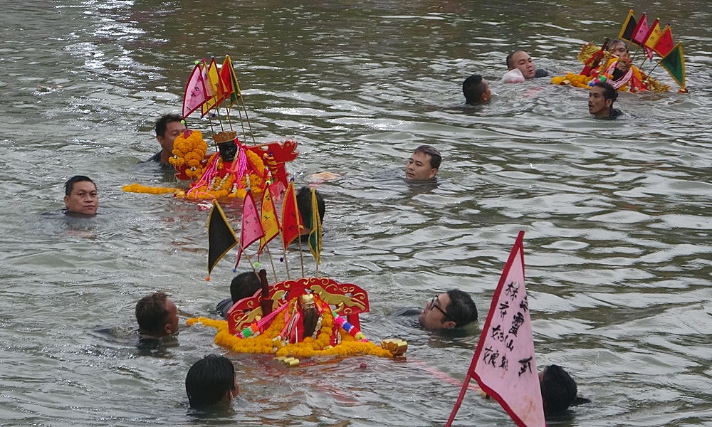 limkorniewshrine15022