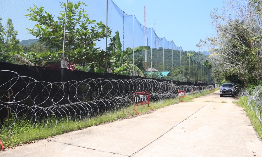 attackofficerbase01101