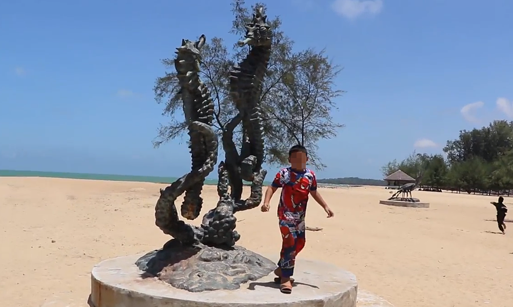 seaanimalsculpture2003810