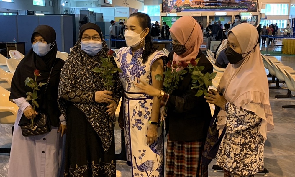 airportnaradirector03043