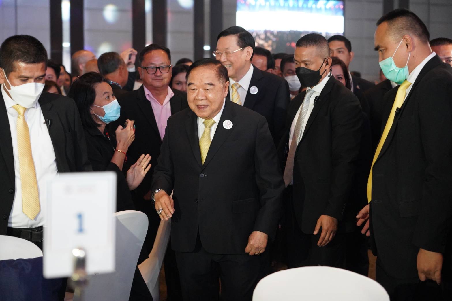 3C08A65F 206D 4813 BB7B 220008FAB93D