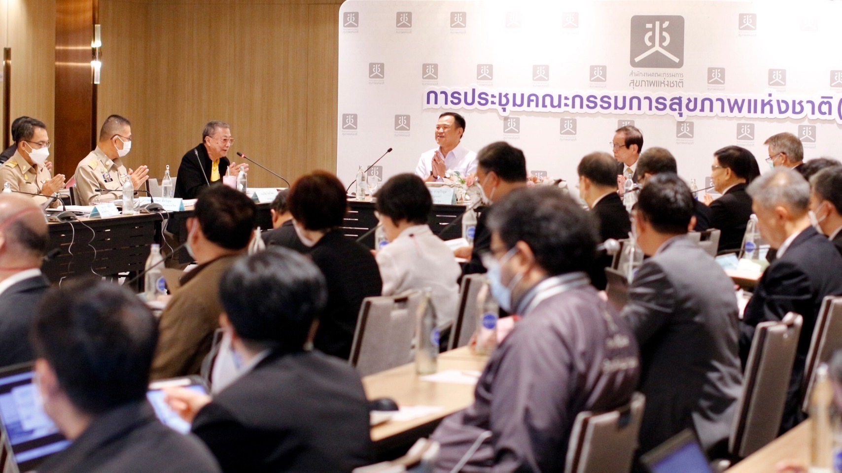 5BE3AF3F E49B 4A31 9EFC 9901EC61F447