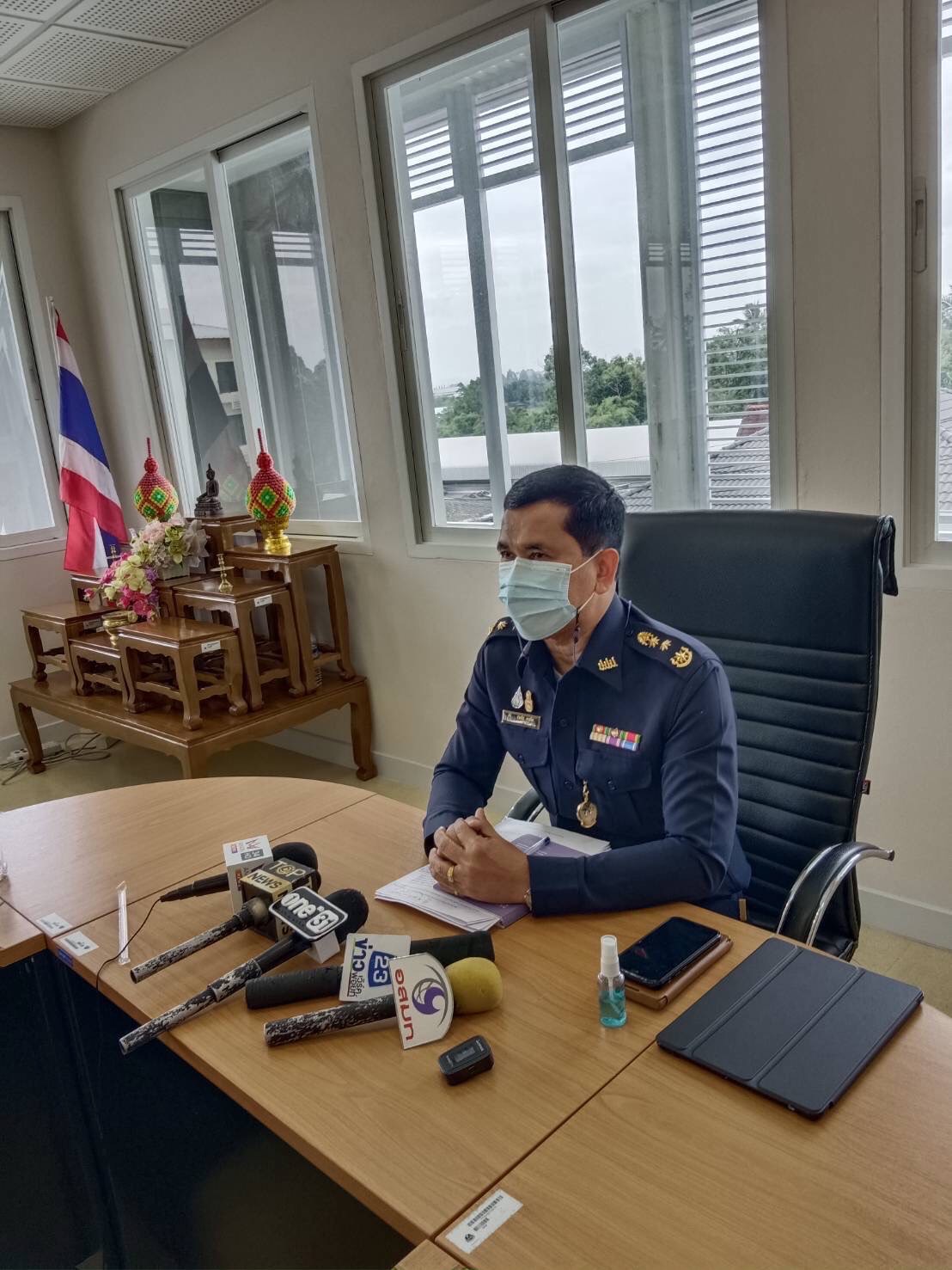 CDEA115B 52B4 4F76 9E06 0A09B939F020