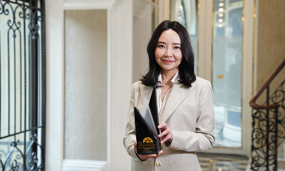SCBJB AsianPrivateBankerAwards 1004 m1