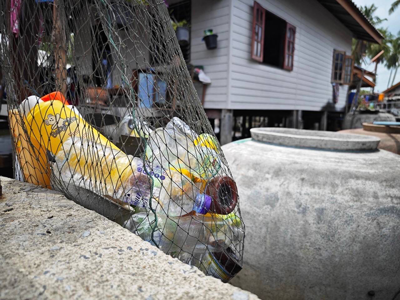 Weerasak GarbageIsland 2704 p5