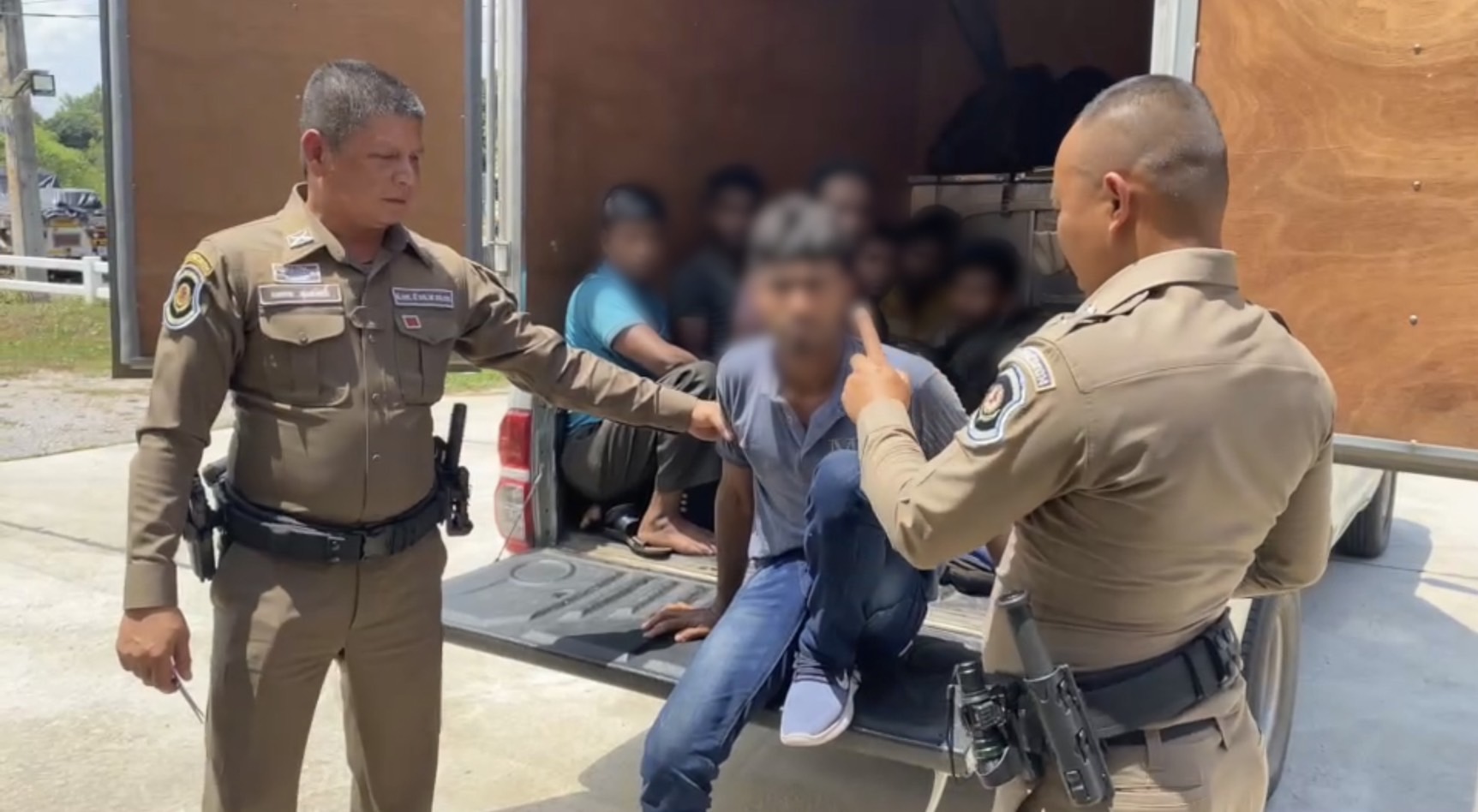 04032024 laborcross04