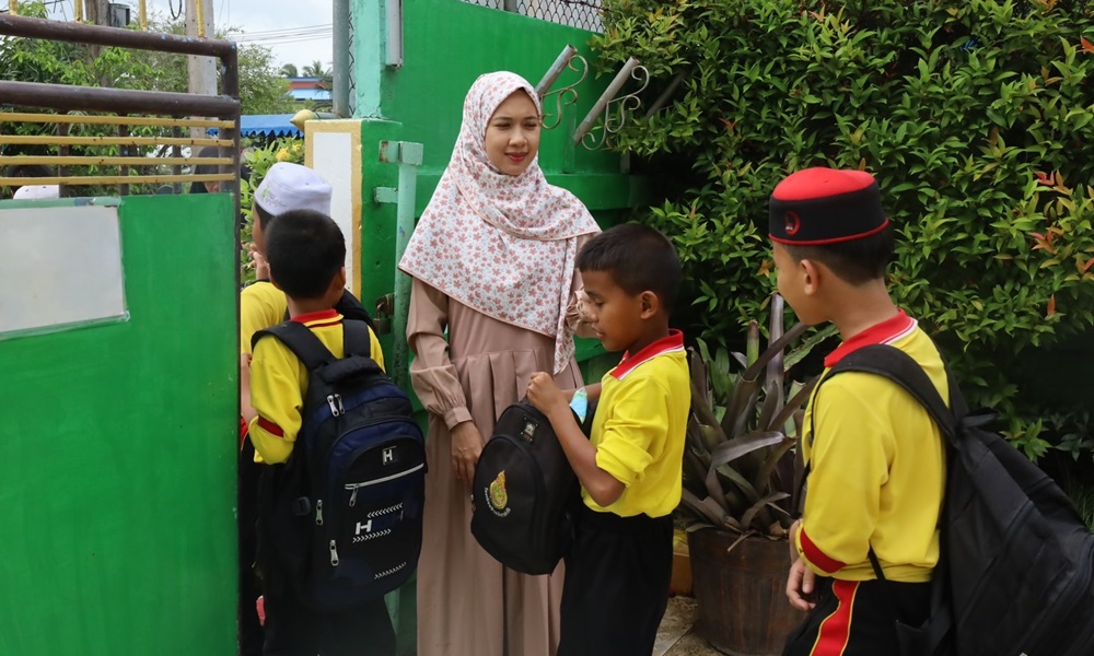 pakaharangteacher23012