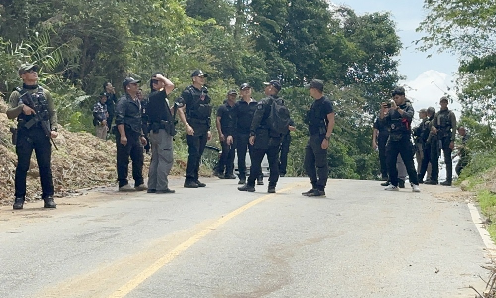 haadthipcarrobbery12032