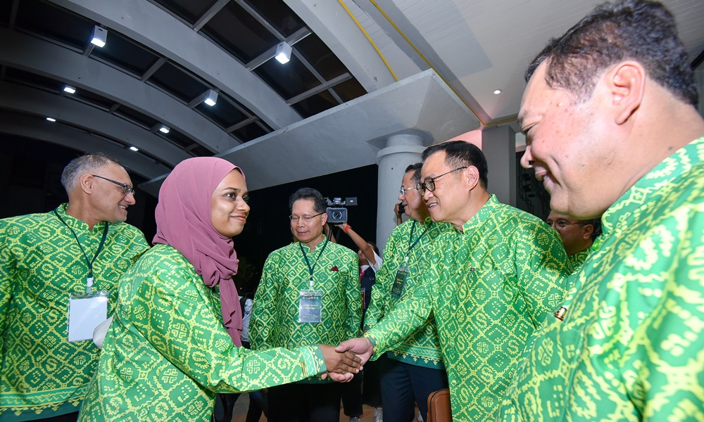 ambassadosvisit18069