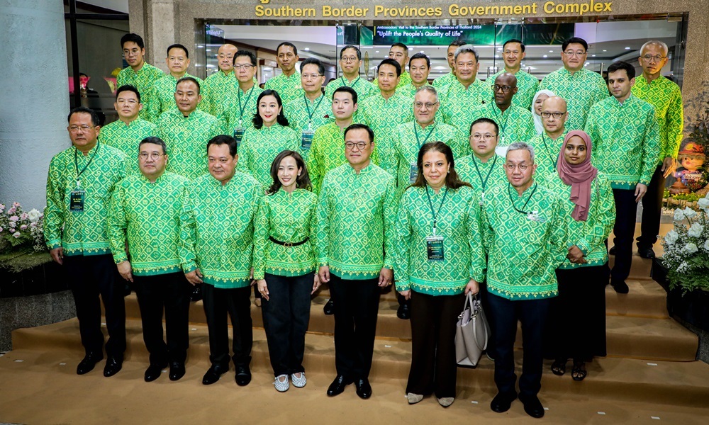 anutintaweeambassador12063