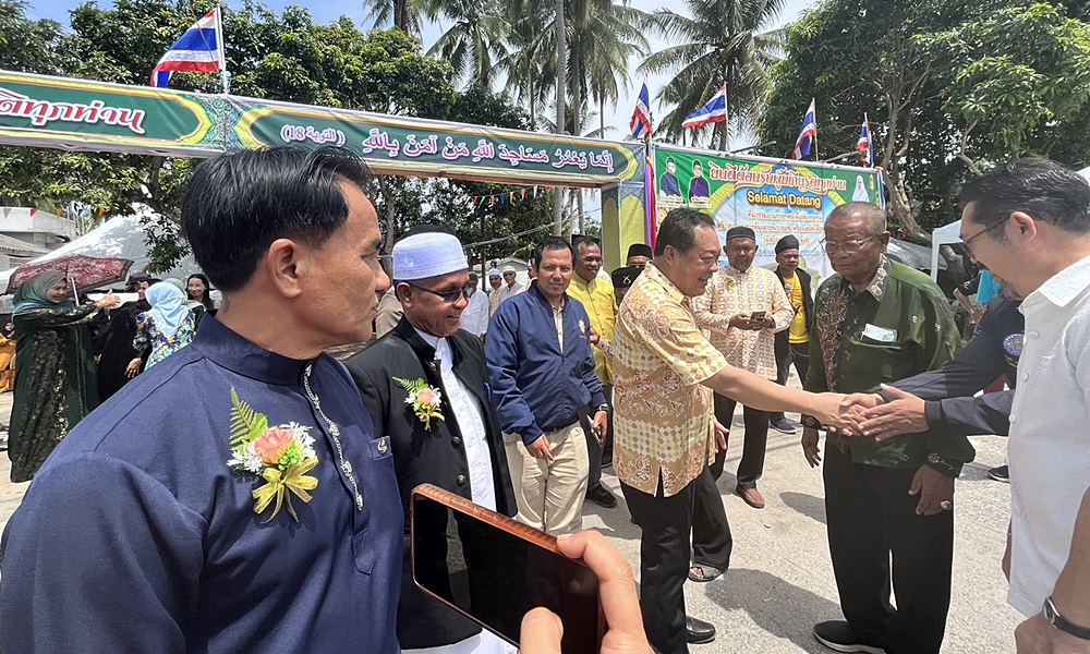 buddhistmuslimtakbai25062