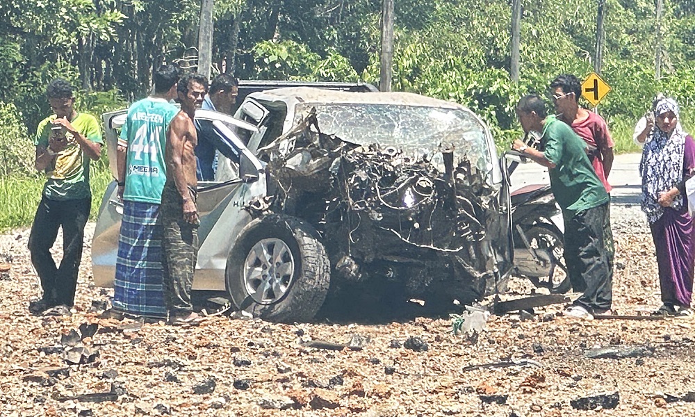 rgbombsrisakron27061