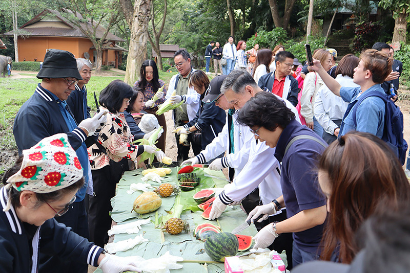 byss 091025 pic1 d3 p1