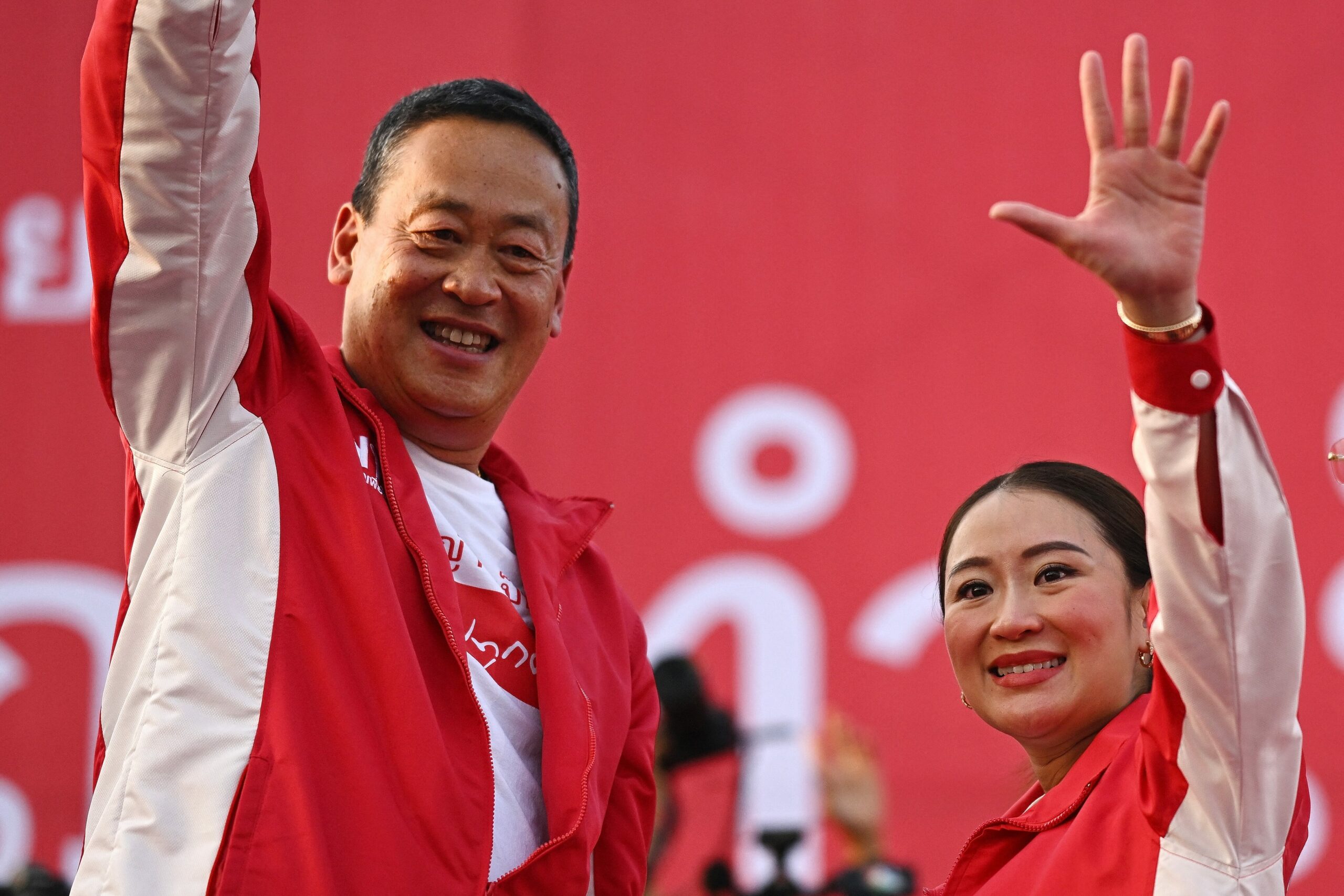 000 33BW4CP scaled 1