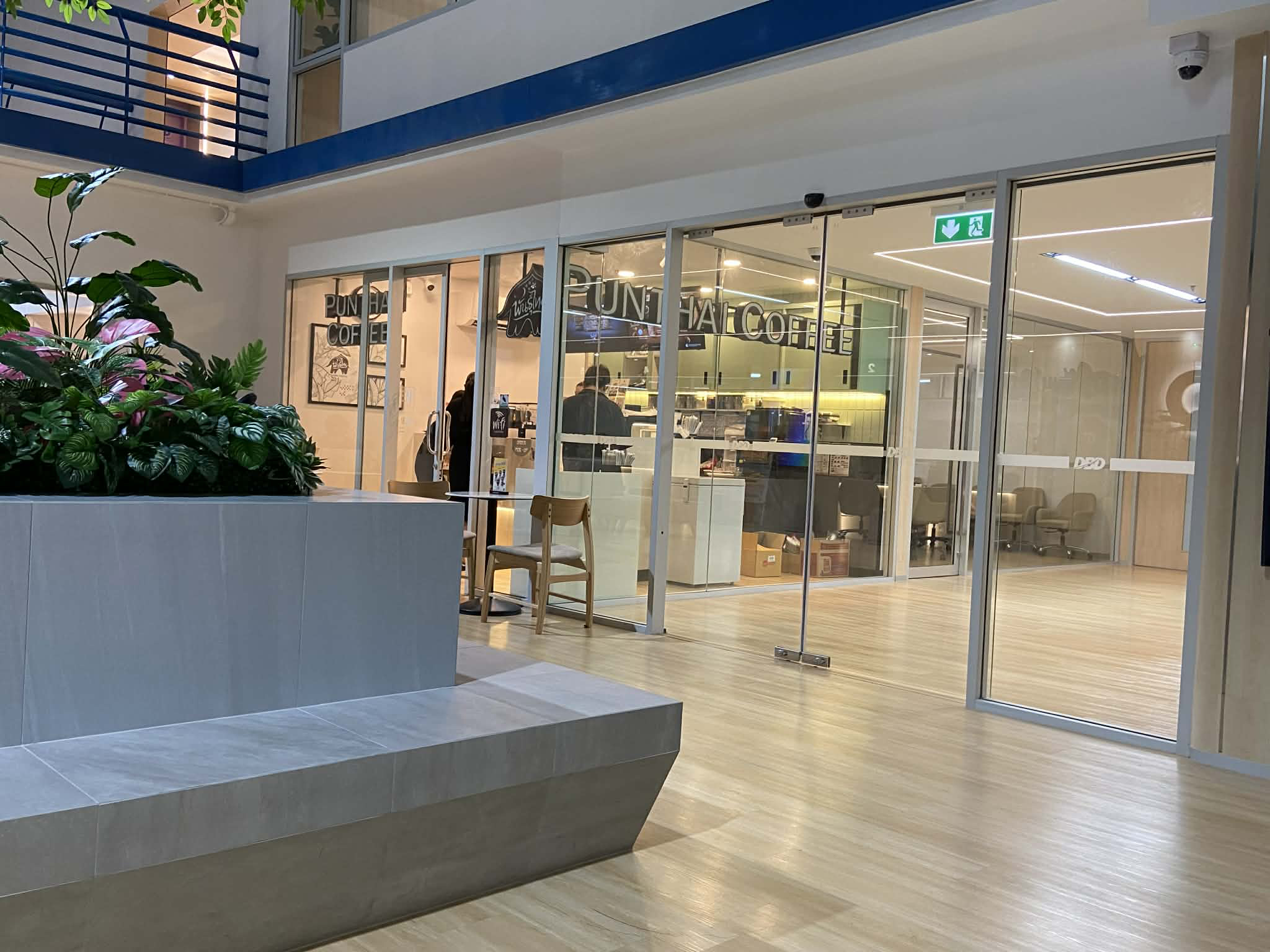 picbannndeeeevvb10 12 68