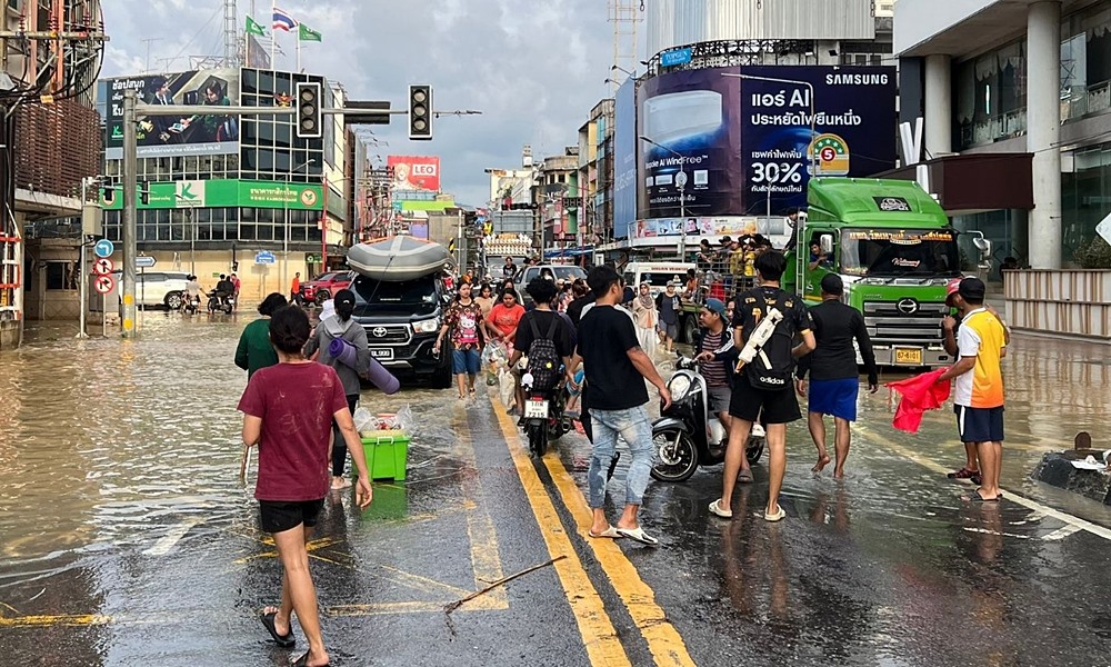 hatyaiflooddeaths271162