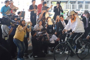 'บิ๊กตู่'' โชว์ปั่นจักรยานเปิดงาน  BIKE FEST 2014 ฝันสร้างทางออกกำลังกายริมน้ำเจ้าพระยา