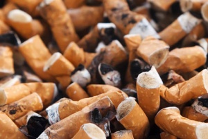 นักวิจัยเผยปชช.รับควันบุหรี่มือสองสูง27เท่า เห็นด้วยระเบียบห้ามสูบบนชายหาด