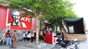 Emotional farewell for the three KFC outlets in the Deep South 