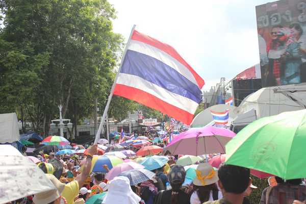 PIC-กปปส.เคลอนขบวน-2