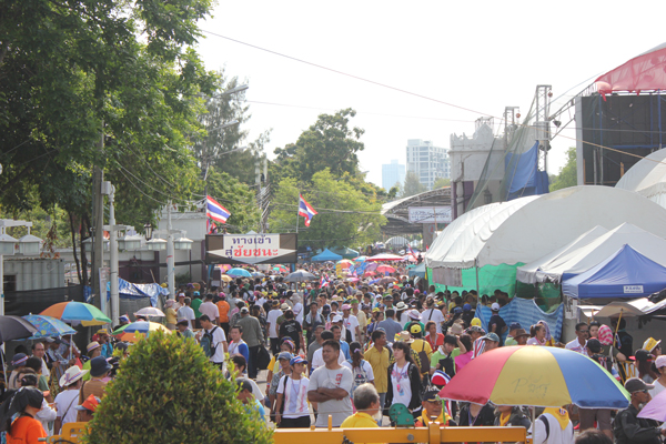 PIC-กปปส.เคลอนขบวน-3