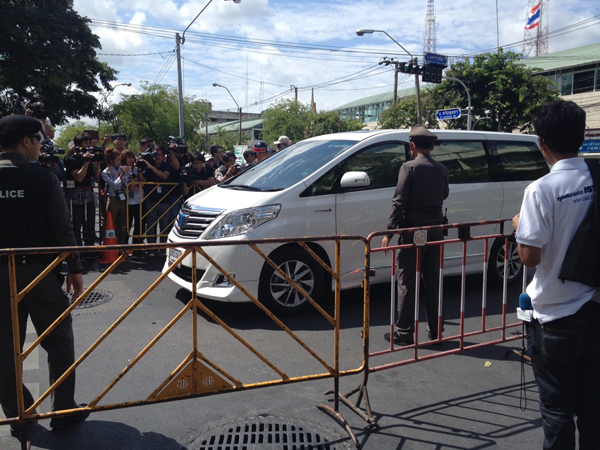 PIC-คสช-สโมสรทหารบก-5