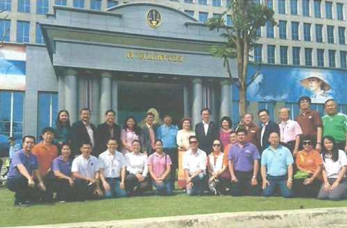 PIC-แมเลยง-หนาสนง-1