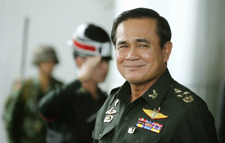 PIC-prayut-20-8-57 2