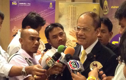 PIC-panthep-12-10-57 1