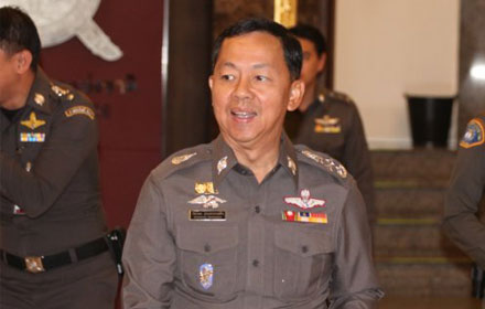 PIC-watcharapon-7-10-57 1