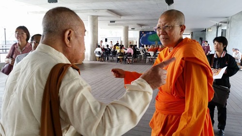 buddhist nun4