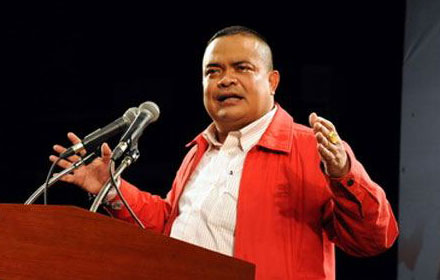 PIC jatuporn 5 2 58 1