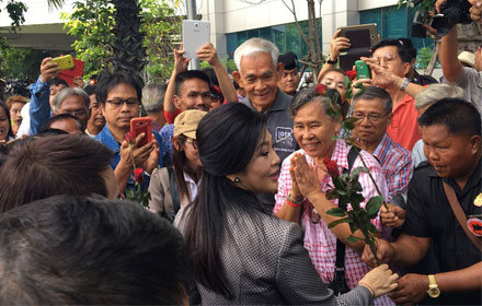 PIC yingluck 24 6 59 1