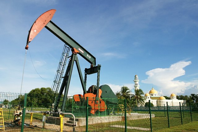 brunei oil cover