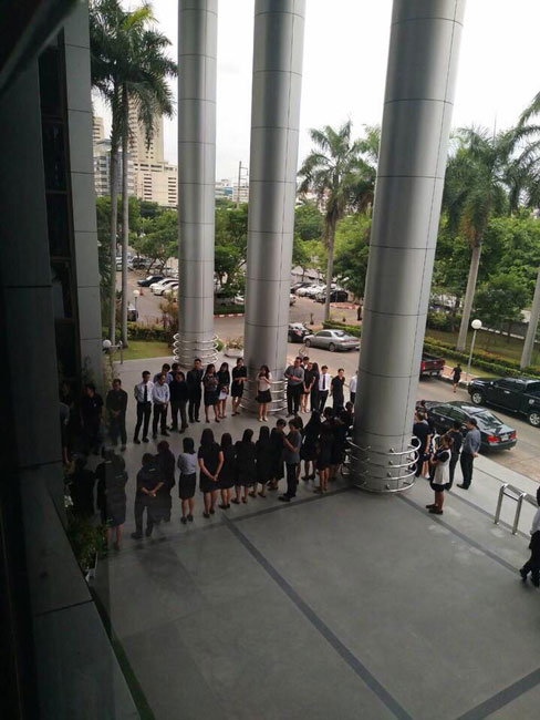 PIC มอบดอกไม 4