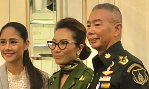 PIC apiratkritika 13 10 62 1