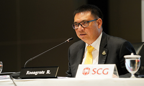 1 รงโรจน รงสโยภาส กรรมการผจดการใหญ เอสซจ